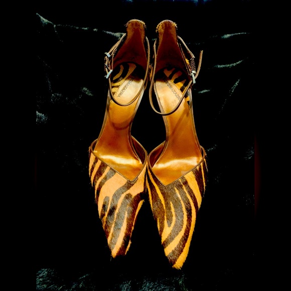 BCBGMaxAzria Animal Print Heels New. Size 7.5 - Picture 2 of 10